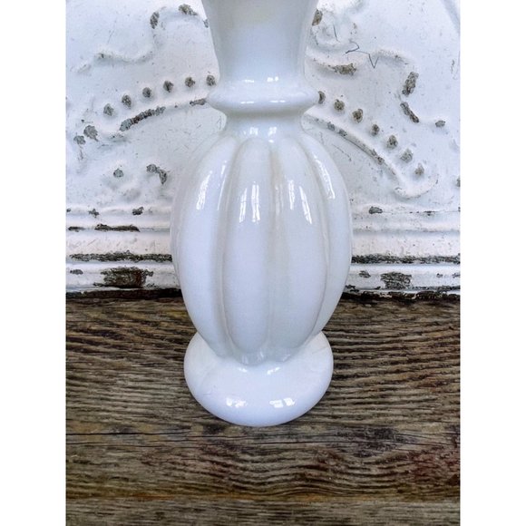Vintage Fenton Melon Hold Crest Milk Glass Ruffle Crimped Vase - Picture 7 of 11
